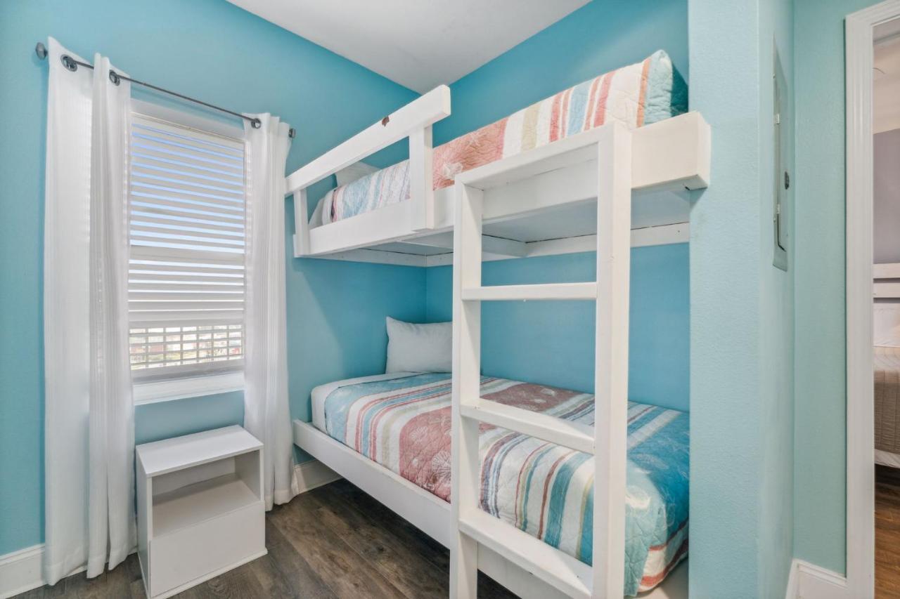 Sea-Renity At Laketown Wharf #1607 By Nautical Properties Panama City Beach Eksteriør bilde
